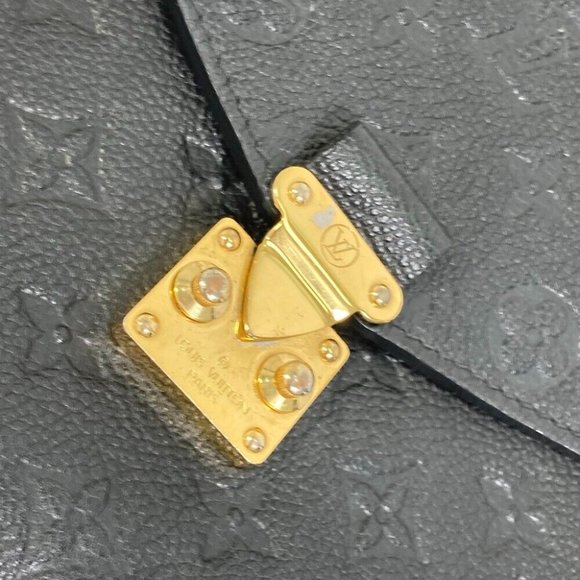 LOUIS VUITTON MonogramEmpreinte Pochette MetisMM Crossbody Hand Shoulder Bag - Picture 3 of 16